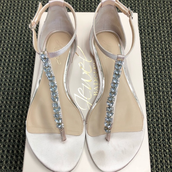 jewel badgley mischka flat sandals